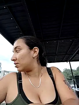 Robin H00t 2 online show from 04/12/26, 09:40