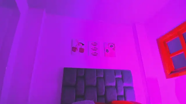 Isabella Moon9 online show from 05/30/26, 11:38