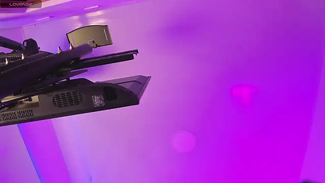 Isabella Moon9 online show from 05/06/26, 11:58