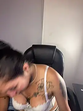 Angelica pink18 online show from 02/25/26, 03:51