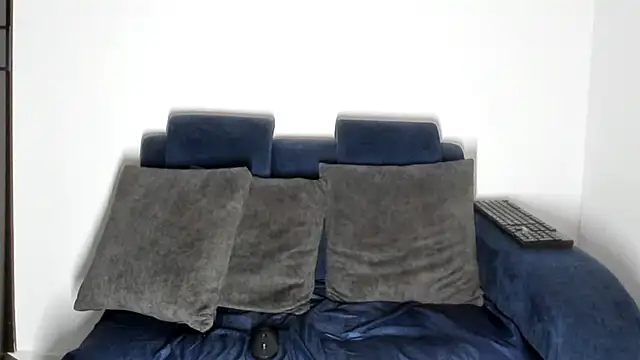 eliclasss online show from 04/03/26, 02:07