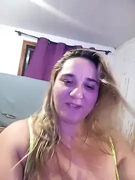 Snapshot of Gisapeka chatting on 03/02/26, 02:12 Gisapeka online show from 03/02/26, 02:12