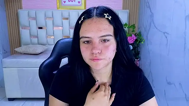 sarita 09 s online show from 07/18/26, 03:04