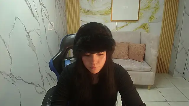 Snapshot of sarita_09_s chatting on 04/21/26, 09:10 sarita 09 s online show from 04/21/26, 09:10