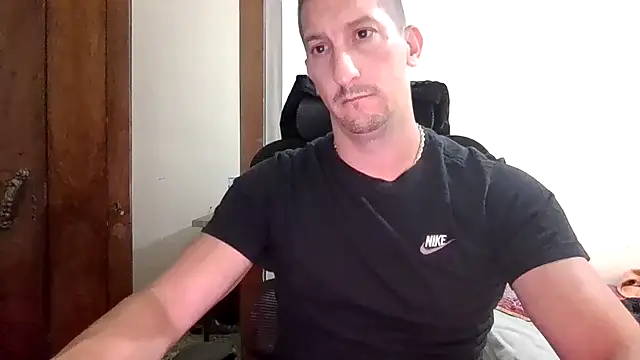 Daniiiel13 online show from 06/06/26, 09:42