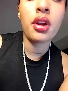 Snapshot of Churitos69 chatting on 02/21/26, 03:19 Churitos69 online show from 02/21/26, 03:19