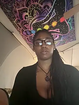 Snapshot of Ebonythroat777 chatting on 04/07/26, 11:39 Ebonythroat777 online show from 04/07/26, 11:39