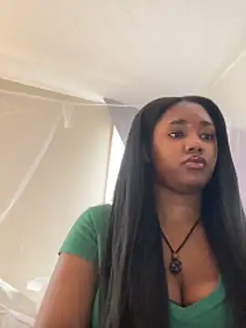 Snapshot of Ebonythroat777 chatting on 05/08/26, 06:12 Ebonythroat777 online show from 05/08/26, 06:12