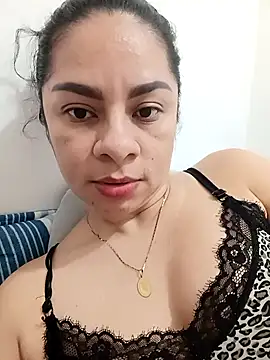 luna pinky online show from 02/08/26, 06:38