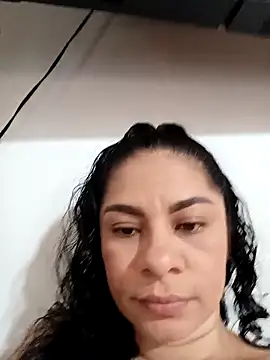 luna pinky online show from 03/01/26, 04:40