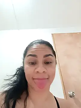 luna pinky online show from 02/24/26, 06:42