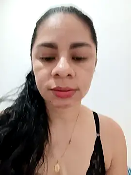 luna pinky online show from 02/06/26, 03:41