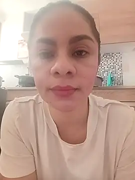 luna pinky online show from 04/02/26, 04:24