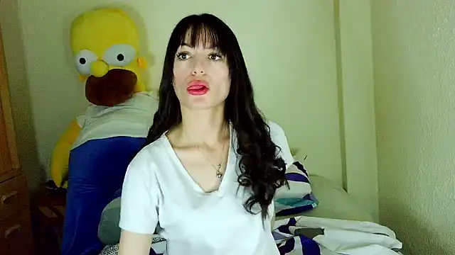 Snapshot of cloud_of_cotton chatting on 03/18/26, 08:32 cloud of cotton online show from 03/18/26, 08:32