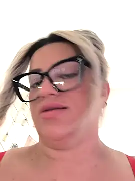 NinaRicci1518 online show from 04/07/26, 02:41