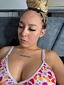 alaia princess online show from 04/17/26, 11:29