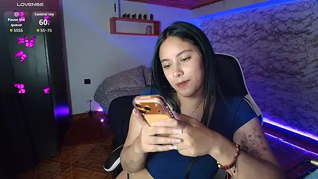 Camila IRoose online show from 07/14/26, 10:05