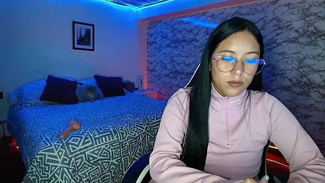 Snapshot of Camila_IRoose chatting on 02/27/26, 10:09 Camila IRoose online show from 02/27/26, 10:09