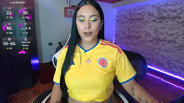 Camila IRoose online show from 07/07/26, 08:12