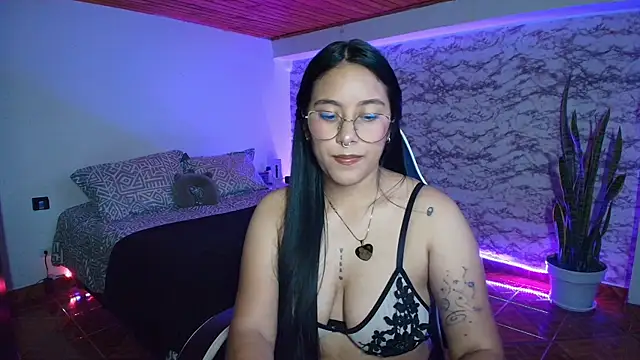 Camila IRoose online show from 06/19/26, 11:31