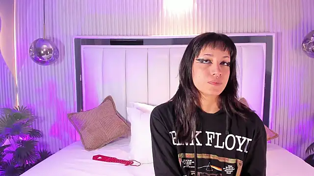 ViolettaColinss online show from 02/25/26, 11:32