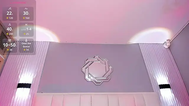 KataThonpson online show from 04/18/26, 04:04