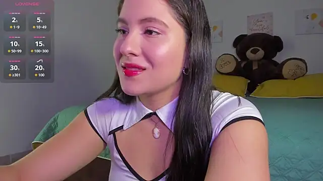 Alessandra 01 online show from 02/03/26, 11:04