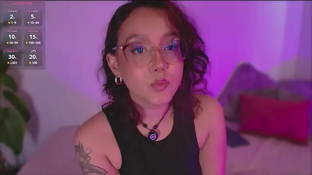 kittysophie  online show from 04/10/26, 07:10