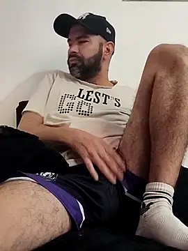 hairyandbigmann online show from 02/05/26, 02:35