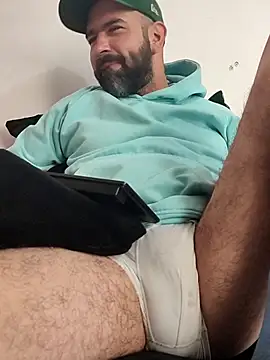 hairyandbigmann online show from 04/03/26, 07:31