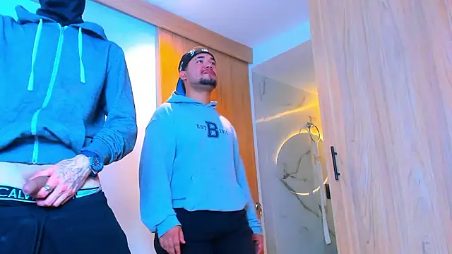 TheBatMansion online show from 02/15/26, 07:51