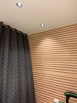 TheBatMansion online show from 03/31/26, 04:03