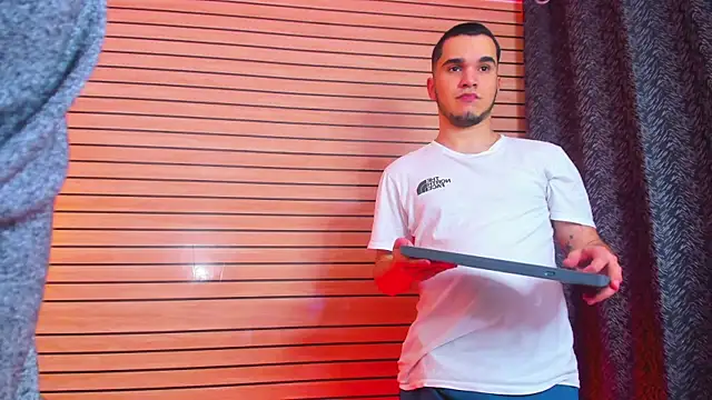 TheBatMansion online show from 04/18/26, 12:57