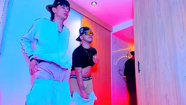 TheBatMansion online show from 02/03/26, 02:32