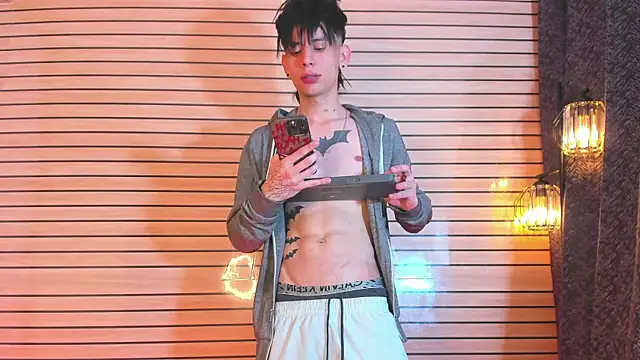 TheBatMansion online show from 04/03/26, 10:49