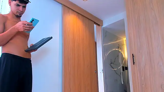 TheBatMansion online show from 02/10/26, 04:17