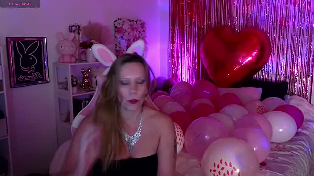 Snapshot of ArchangelTheFrancaise chatting on 02/14/26, 09:37 ArchangelTheFrancaise online show from 02/14/26, 09:37