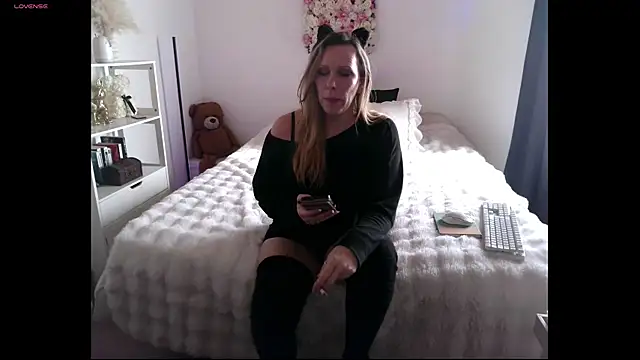 ArchangelTheFrancaise online show from 03/26/26, 03:43