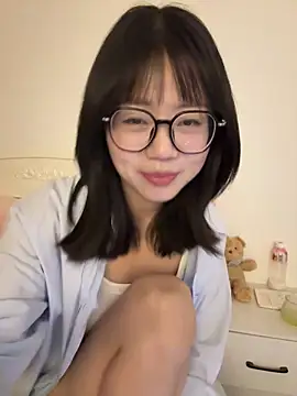 Snapshot of Nana-3 chatting on 03/01/26, 07:58 Nana-3 online show from 03/01/26, 07:58