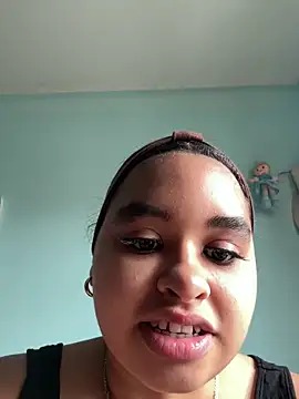 Aloyenita online show from 05/05/26, 10:07