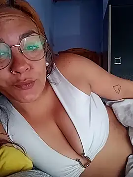 Snapshot of kuramaqueen chatting on 04/05/26, 05:30 kuramaqueen online show from 04/05/26, 05:30