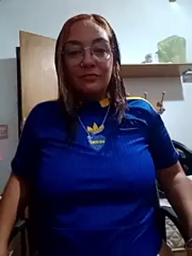 Snapshot of kuramaqueen chatting on 04/15/26, 03:23 kuramaqueen online show from 04/15/26, 03:23