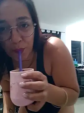 kuramaqueen online show from 02/25/26, 03:51