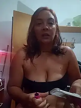 Snapshot of kuramaqueen chatting on 04/07/26, 04:58 kuramaqueen online show from 04/07/26, 04:58