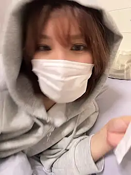  3 mNm 3  online show from 03/22/26, 03:57