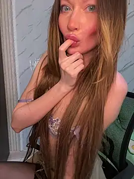 AliceeXHottie online show from 07/05/26, 10:11