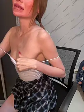 AliceeXHottie online show from 03/06/26, 12:55