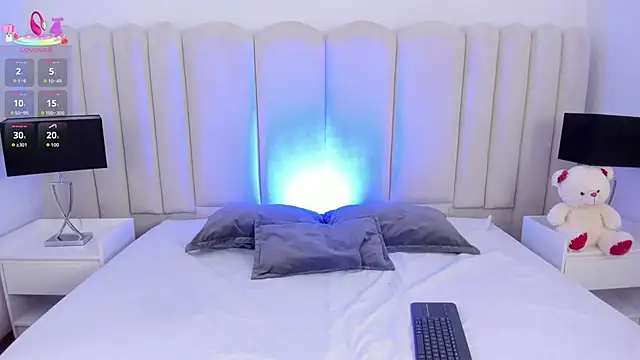 Zoe Banx online show from 05/28/26, 06:32
