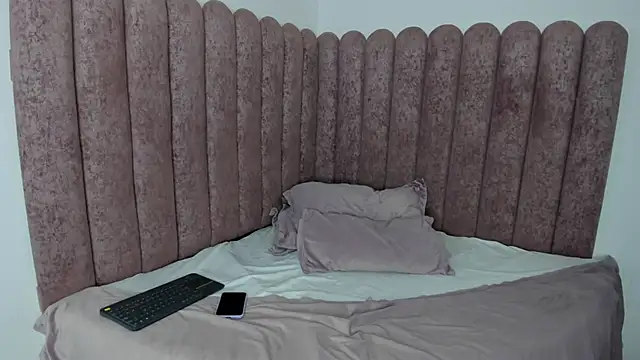 Zoe Banx online show from 02/09/26, 11:03