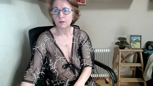 katemodel online show from 04/24/26, 06:59